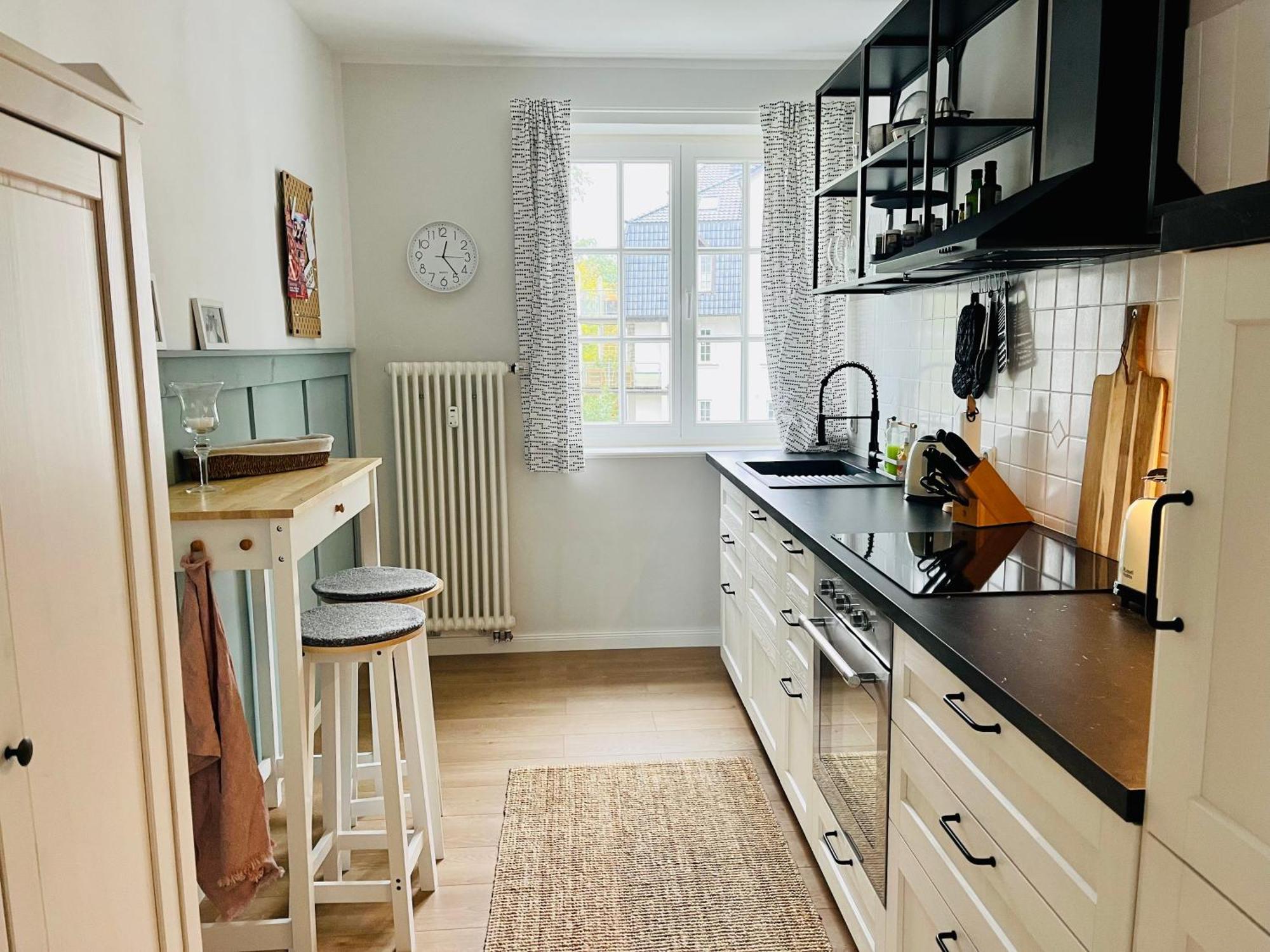 Traumwohnung Mit Stadthafen-Panorama! Zwei Schlafzimmer, Parkplatz Rostock Kültér fotó